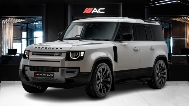 Land Rover Defender Image 1
