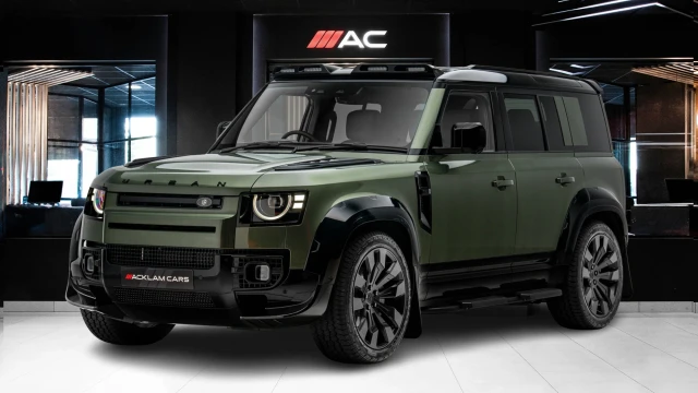 Land Rover Defender Image 1