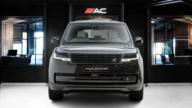 Land Rover Range Rover Image 2