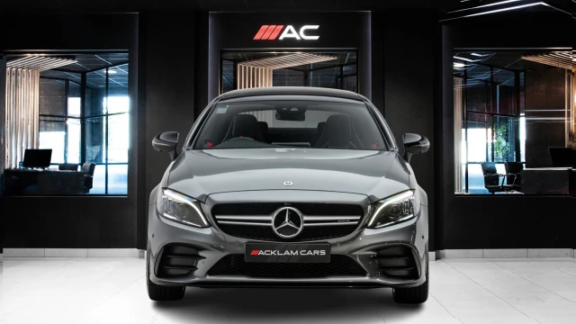 Mercedes-Benz C Class Image 2