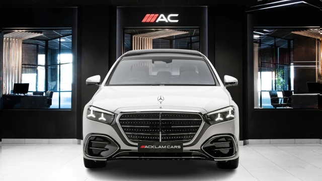 Mercedes-Benz S Class Image 2