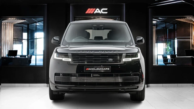 Land Rover Range Rover Image 2