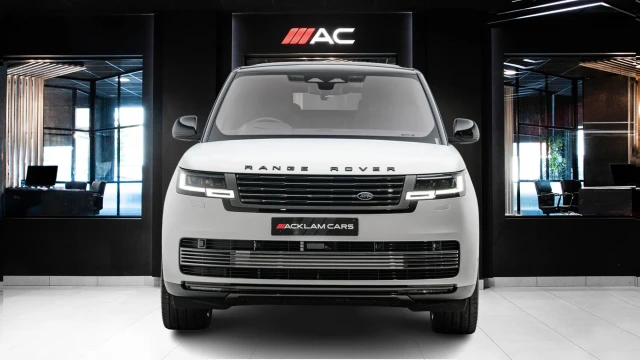 Land Rover Range Rover Image 2
