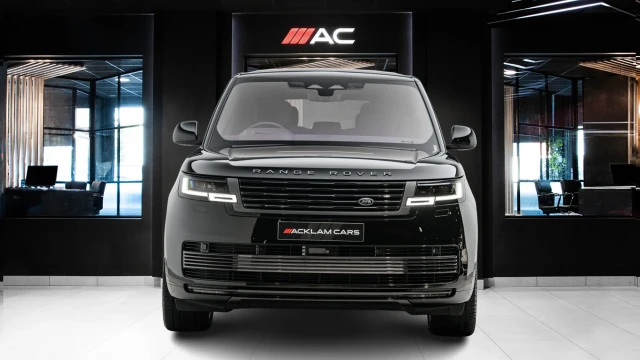 Land Rover Range Rover Image 2