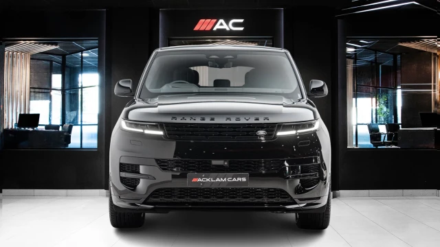 Land Rover Range Rover Sport Image 2