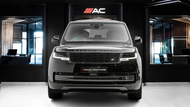 Land Rover Range Rover Image 2