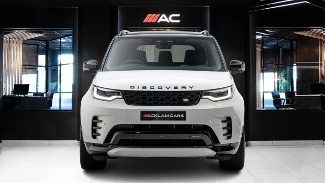 Land Rover Discovery Image 2