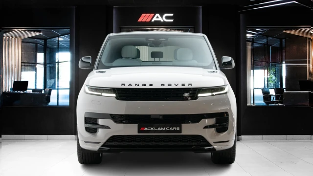 Land Rover Range Rover Sport Image 2