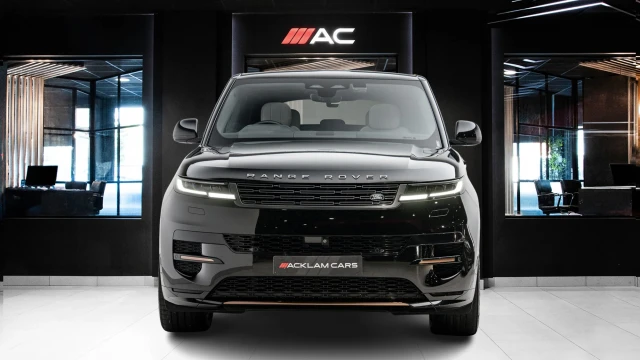 Land Rover Range Rover Sport Image 2