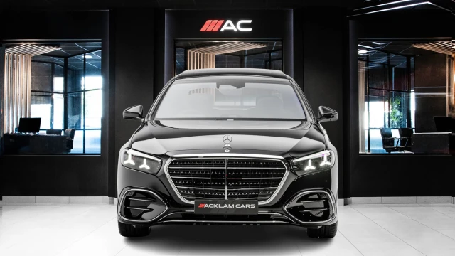 Mercedes-Benz S Class Image 2