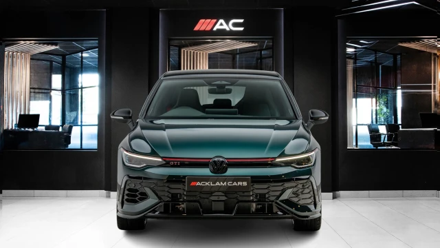 Volkswagen Golf Image 2