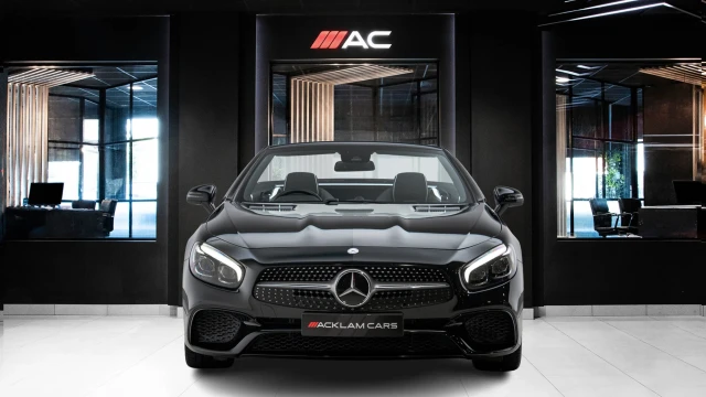 Mercedes-Benz SL Image 2