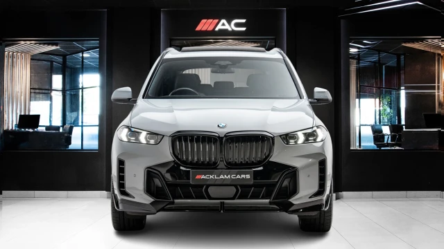 BMW X5 Image 2