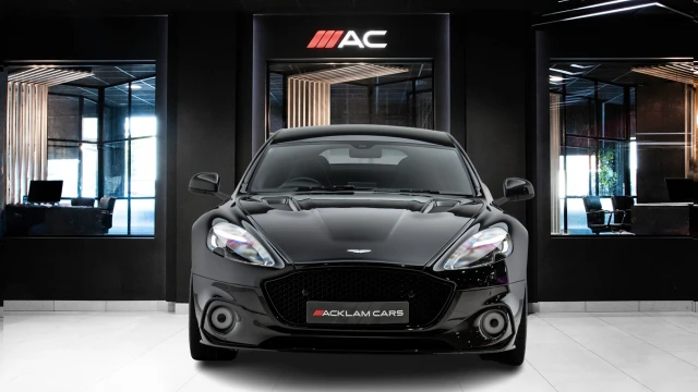 Aston Martin Rapide S Image 2