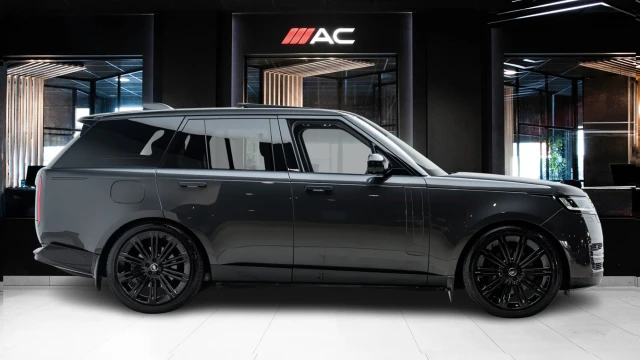 Land Rover Range Rover Image 3