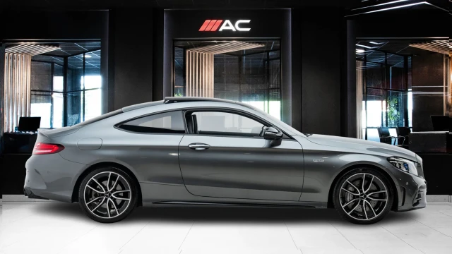 Mercedes-Benz C Class Image 3
