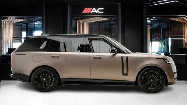 Land Rover Range Rover Image 3