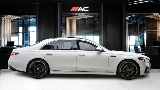 Mercedes-Benz S Class Image 3