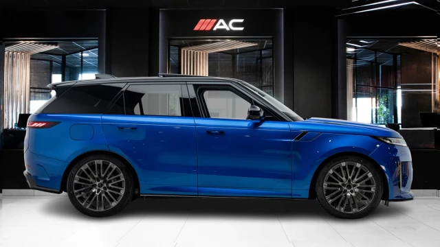 Land Rover Range Rover Sport Image 3