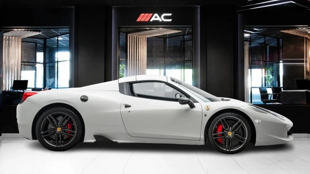 Ferrari 458 Image 3