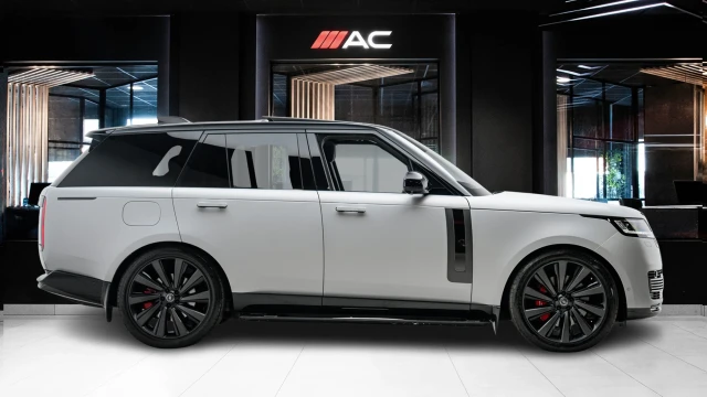 Land Rover Range Rover Image 3