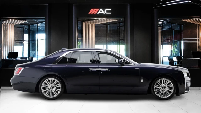Rolls-Royce Ghost Image 3