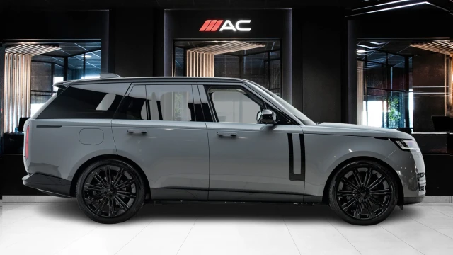Land Rover Range Rover Image 3
