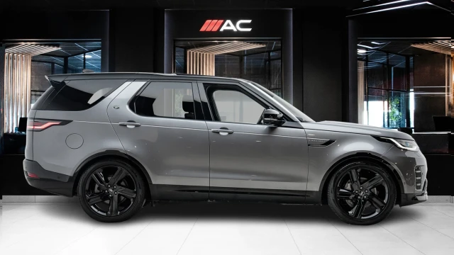Land Rover Discovery Image 3