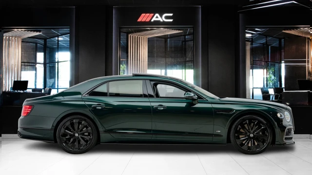 Bentley Flying Spur Image 3