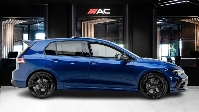 Volkswagen Golf Image 3