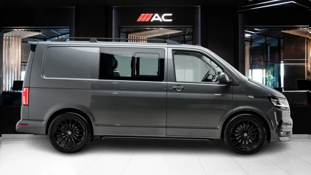 Volkswagen Transporter Image 3
