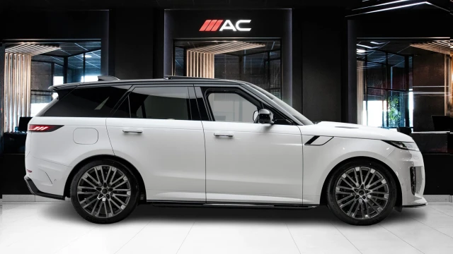 Land Rover Range Rover Sport Image 3