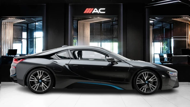 BMW i8 Image 3