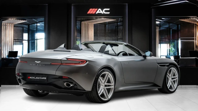 Aston Martin DB12 Image 4