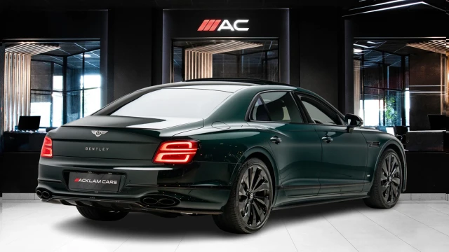 Bentley Flying Spur Image 4