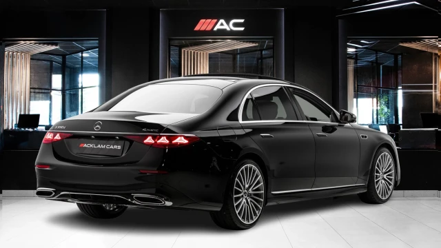 Mercedes-Benz S Class Image 4