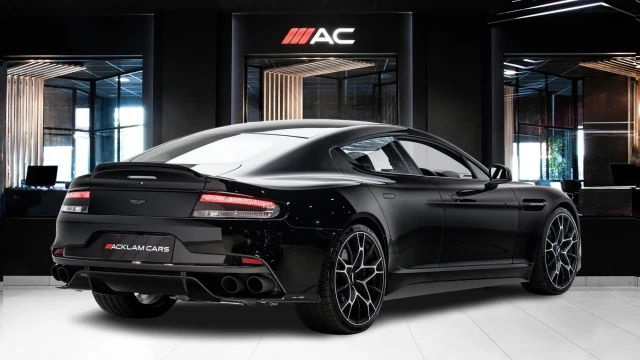 Aston Martin Rapide S Image 4