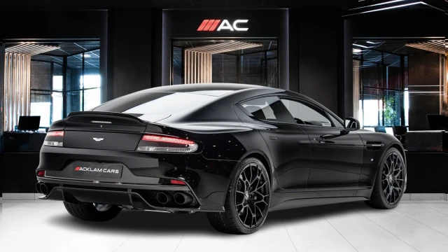 Aston Martin Rapide S Image 4