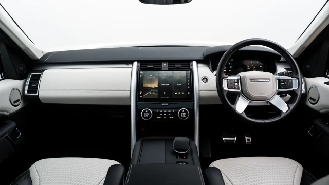 Land Rover Discovery Image 5