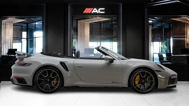 Porsche 911 Image 5