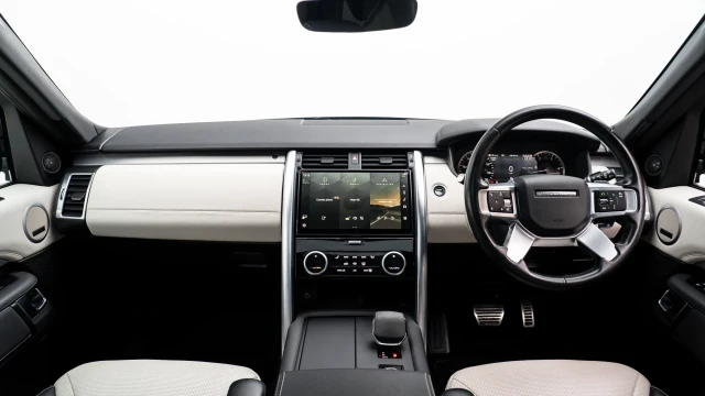 Land Rover Discovery Image 5