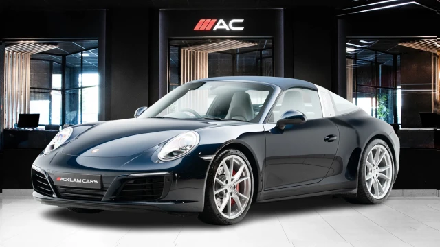 Porsche 911 Image 5