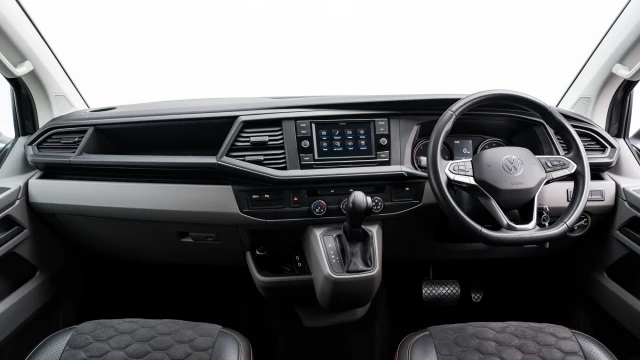 Volkswagen Transporter Image 5