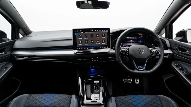 Volkswagen Golf Image 5