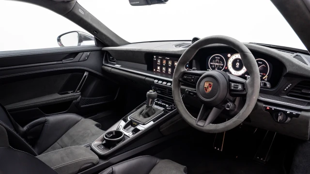 Porsche 911 Image 5