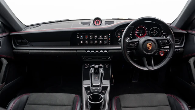 Porsche 911 Image 5