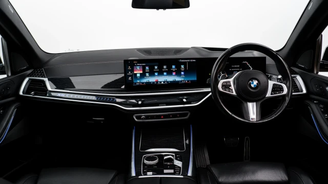 BMW X5 Image 5