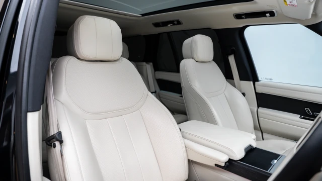 Land Rover Range Rover Image 6