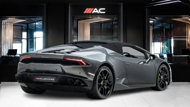 Lamborghini Huracan Image 6