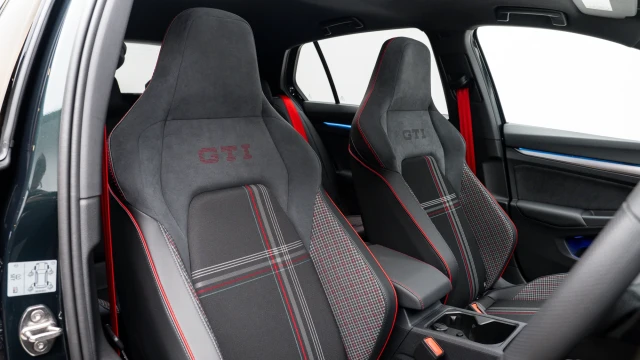Volkswagen Golf Image 6